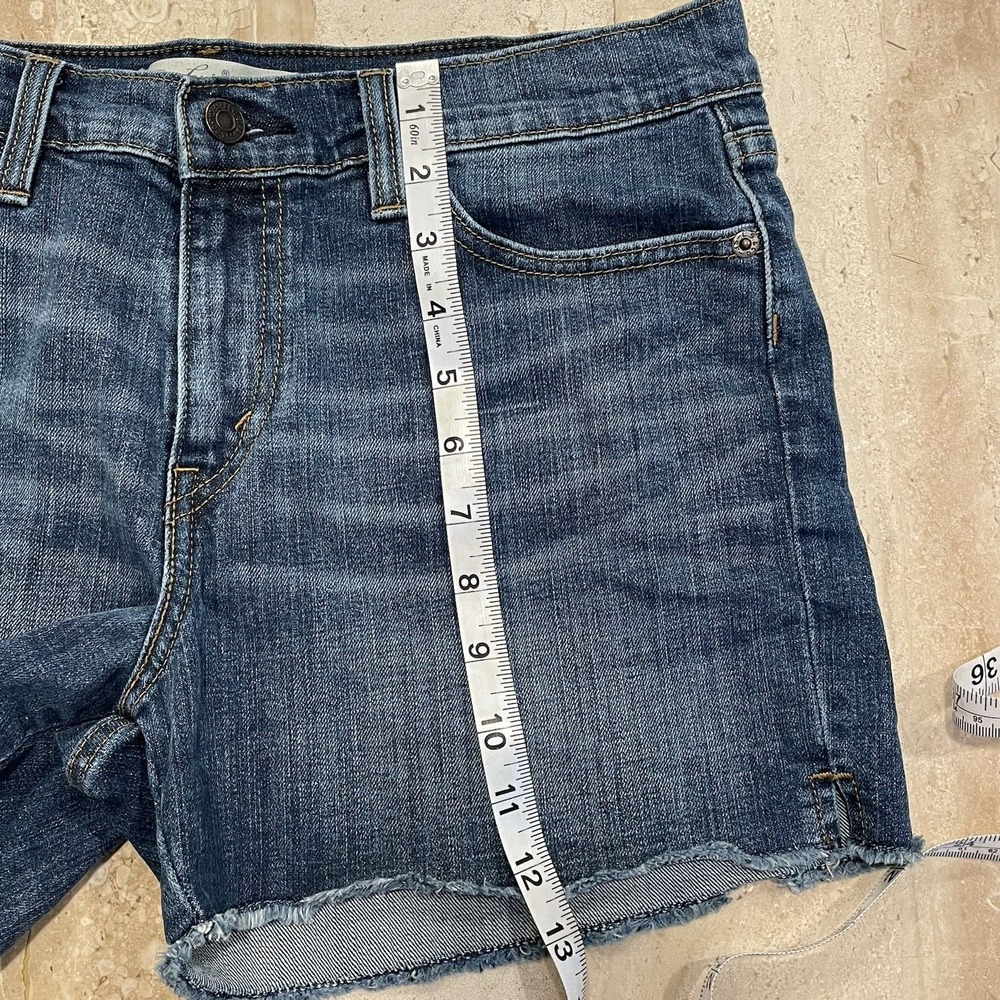 Womens Levis Levi Strauss Jeans Denim Shorts Hot Pants Cut Offs Raw Edge Boho 8 - Picture 6 of 11
